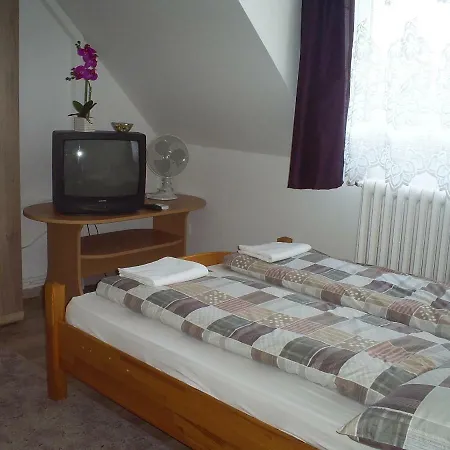 Harmatcsepp Apartmanhaz Nyiregyhaza Exterior photo